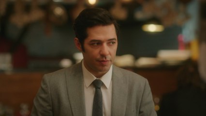 Ufak Tefek Cinayetler 17. Bölüm Yemekte Gergin Anlar