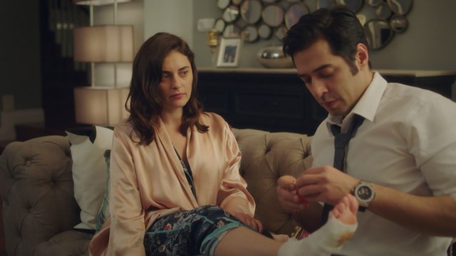 Ufak Tefek Cinayetler 17. Bölüm Merve'nin Müthiş Oyunu