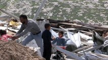 İsrail askerleri Filistinli ailenin evini yıktı - KUDÜS