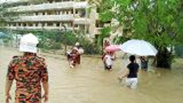 SJKC Tukau Miri students evacuated due to rising floods