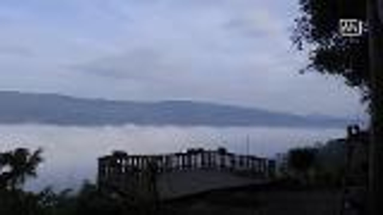 Sea of fog at mountaintop magnet to tourists