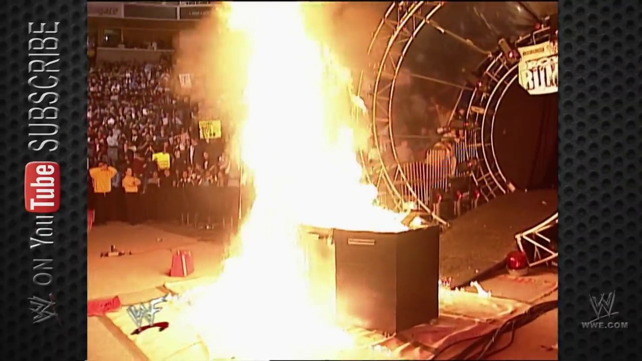 wwe Kane burns The Undertaker Royal Rumble 1998