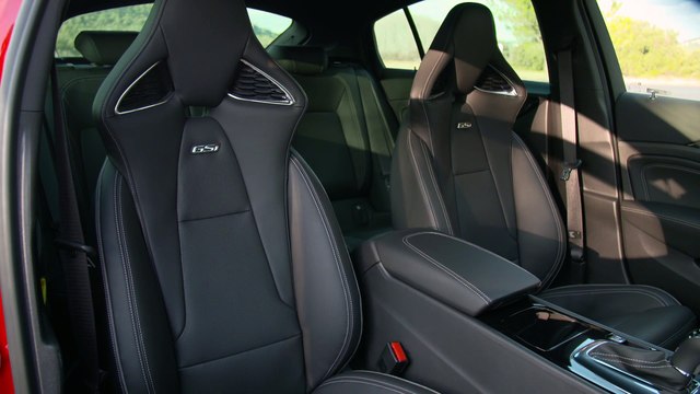 Opel Insignia GSi Grand Sport Interior Design