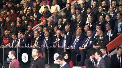 Başpehlivanlar şehitler için kol bağladı - BALIKESİR