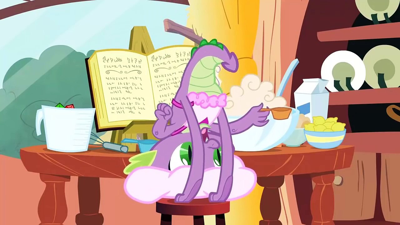 Spike's Making a Jewel Cake (Just for Sidekicks) | MLP: FiM [HD]