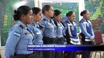 Orientan a mujeres policias sobre violencia domestica