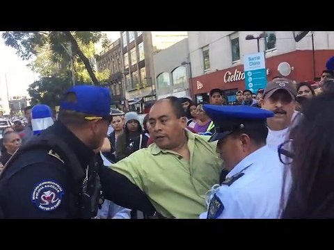 Elementos de MANCERA remiten a artesano de la tercera edad y ciudadanos