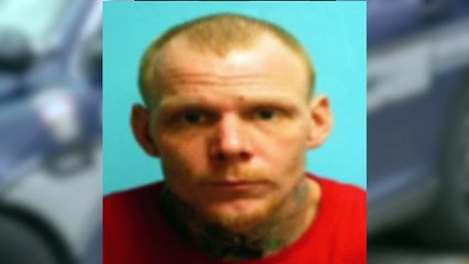 Video Captures the Moment Prisoner Slips Out of Handcuffs, Escapes Ohio Police Department