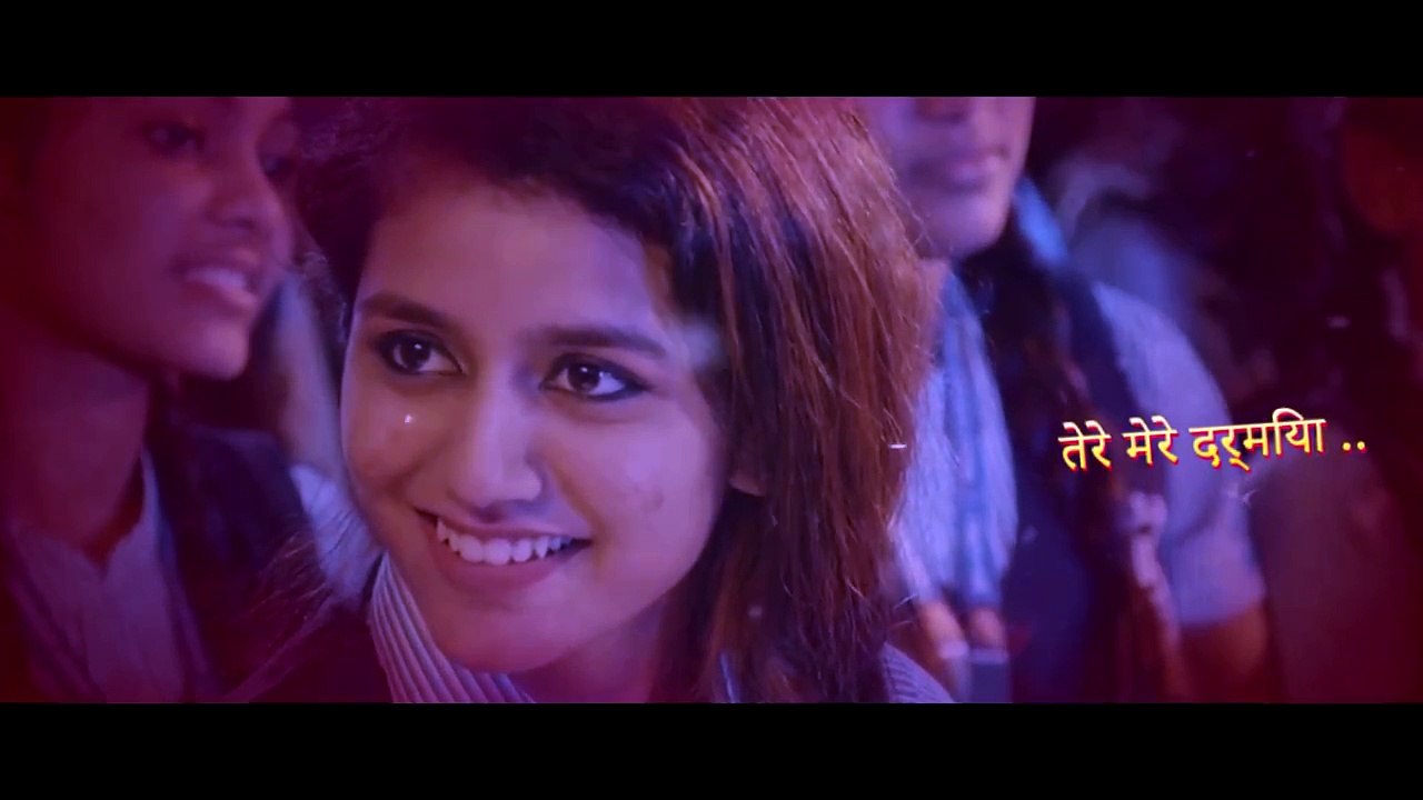 New Priya Warrier Cute Expressions Video Whatsapp Status Oru Adaar Love _ Viral Update Video