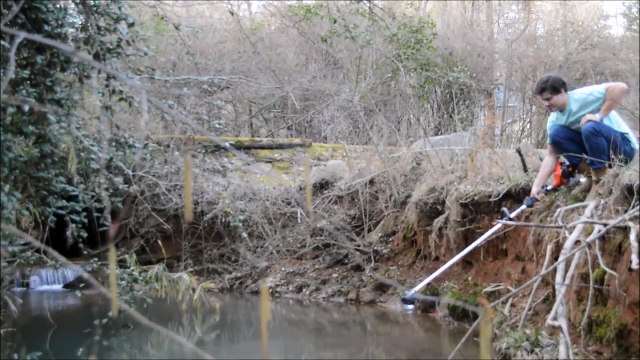 Pêcher avec une tondeuse manuelle... ça marche !!