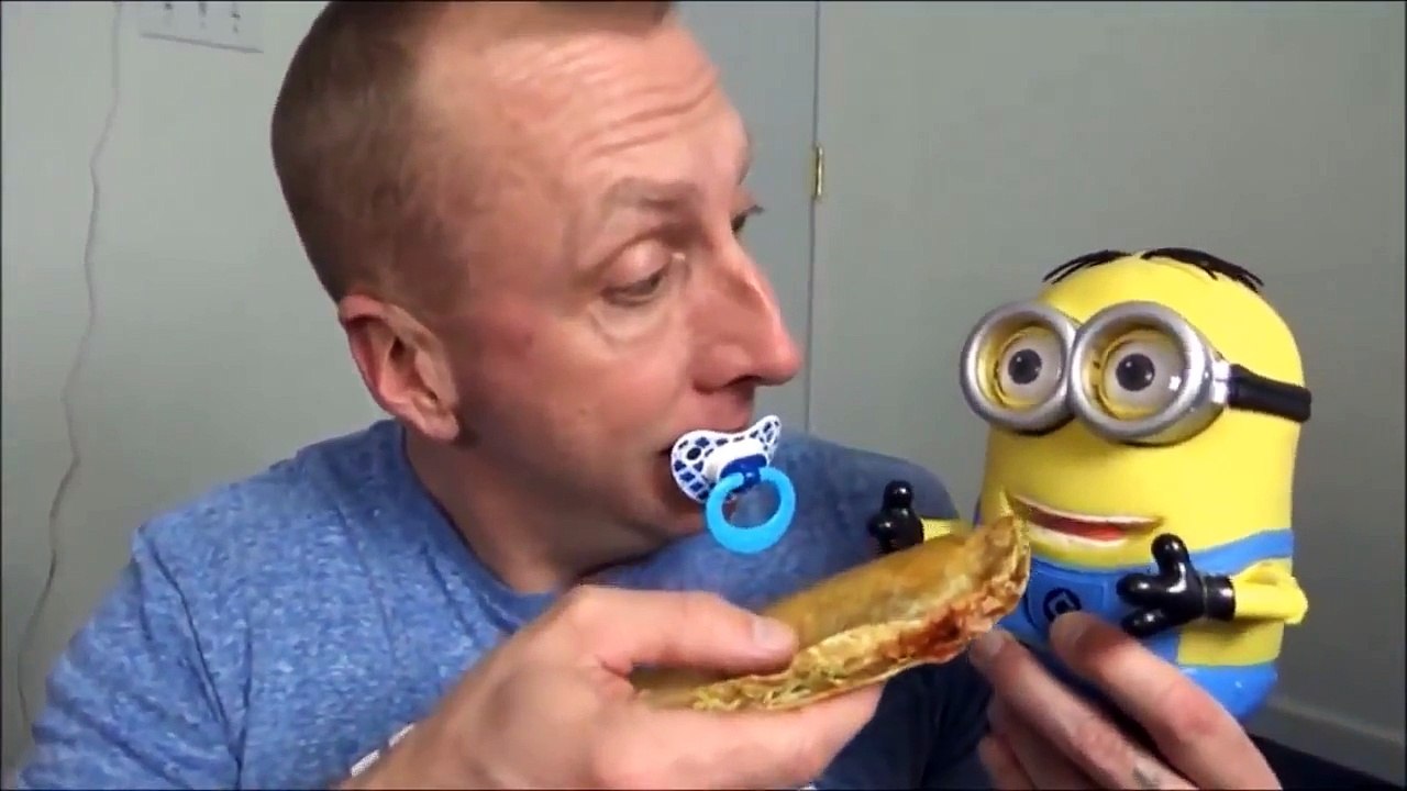 Victoria Annabelle Bad Baby Toy Freaks Hidden Egg Food Fight School