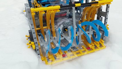 Un chasse neige en Légo qui fonctionne à la perfection