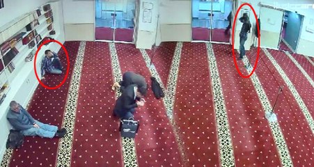 İbadet Ediyor Gibi Davranıp Mescitlerde Hırsızlık Yaptı