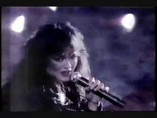 Maria Zilda canta "Brasil", de Cazuza