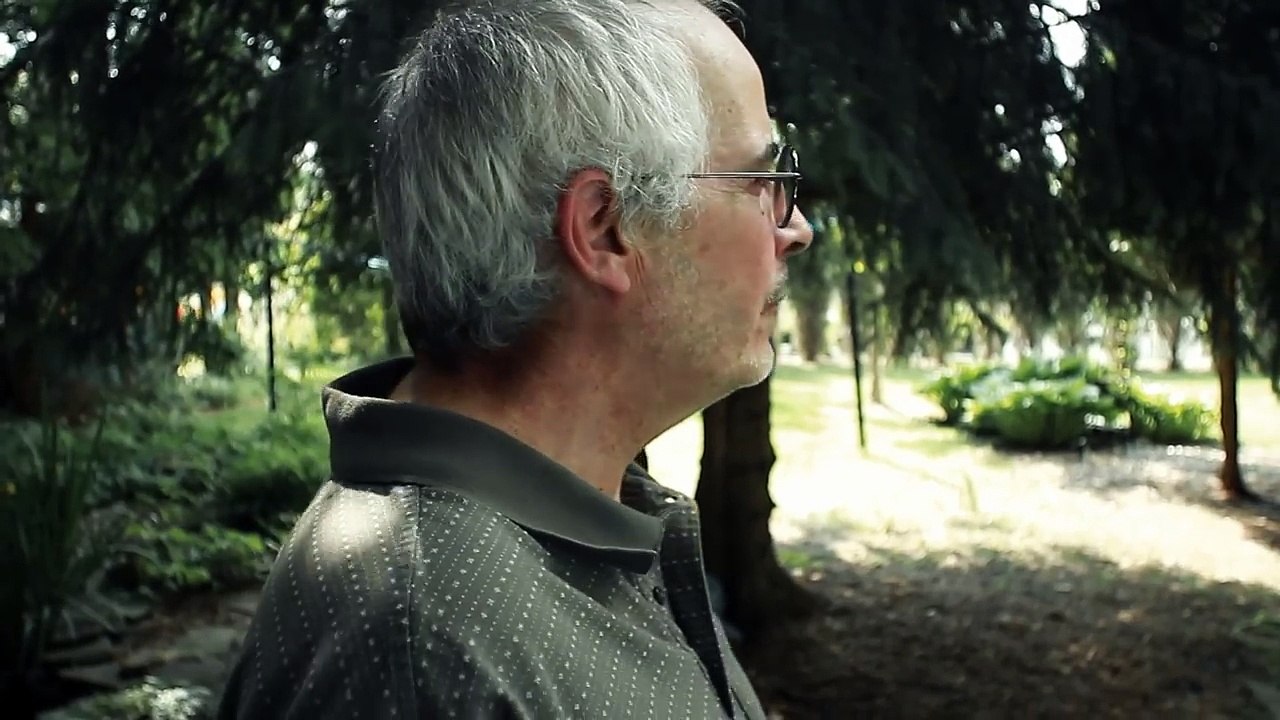 Windsor Hum Clip - Windsor resident discussing the Windsor Hum issue