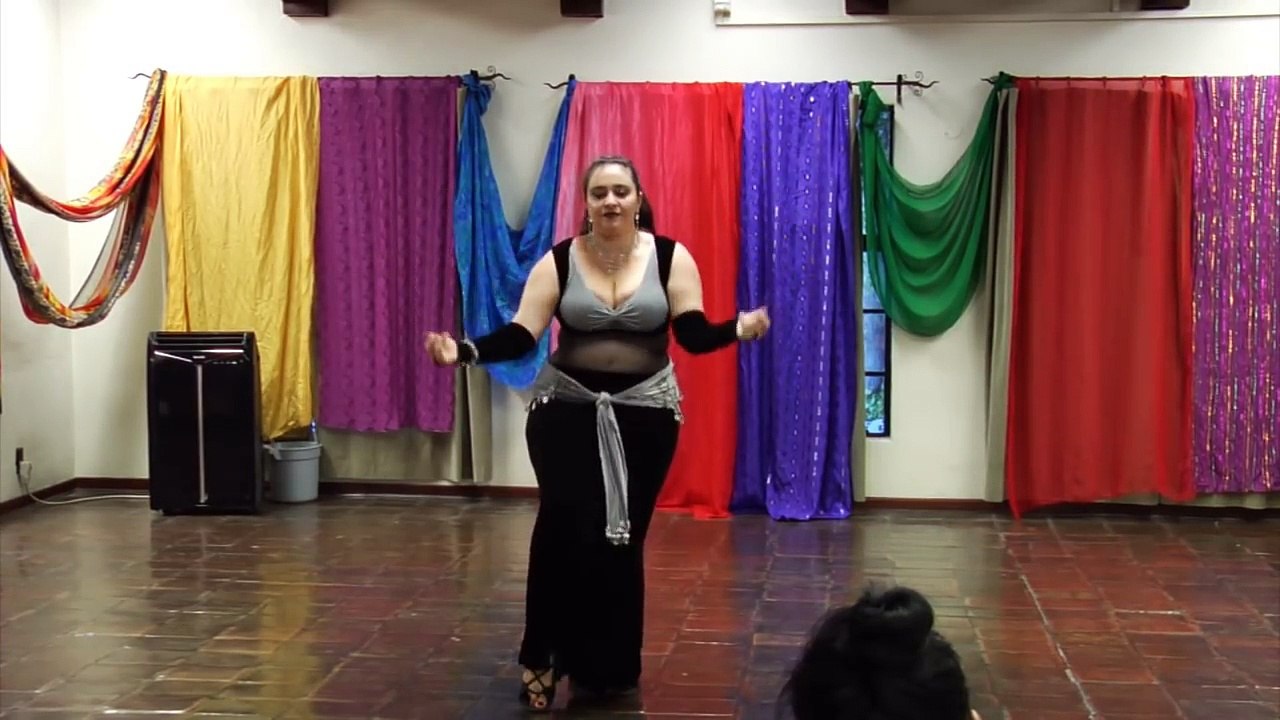 _Move_Your_Belly__-_Miss_Thea_-_Improvised_Belly_Dance
