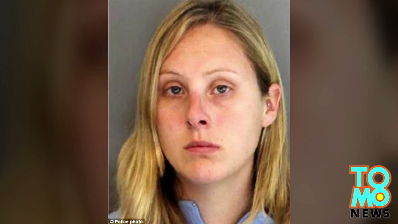 BONNE À TOUT FAIRE: Une prof se tape deux étudiants, un collègue et éventuellement son mari