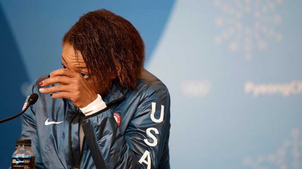 Silver medal bobsled team in tears discussing memory of Steven Holcomb