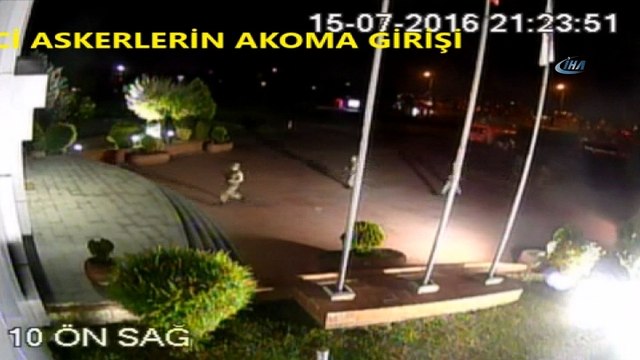 FETÖ'nün darbe girişimi sırasında AKOM'u işgal edilmesine ilişkin davada 5 sanık Turkiye Cumhuriyeti hukumetini ortadan kaldırmaya veya görevini yapmasını engellemeye teşebbüs' suçundan ağırlaştırılmış müebbet hapse çarptırdı.