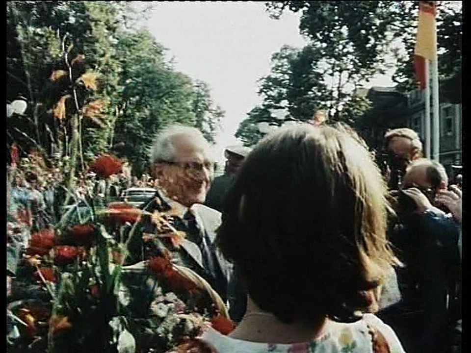 Dem Frieden verpflichtet [1/2]