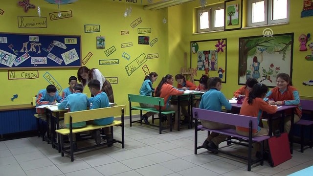 Okulun bodrum katını sanat atölyesine dönüştürdüler - KOCAELİ