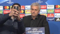 Mourinho unimpressed by journalist's selfie request