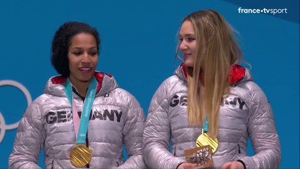 JO 2018 : Bob à deux Femmes. La cérémonie des médailles