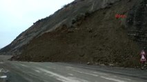 Tekirdağ-Şarköy Karayolunda Toprak Kayması