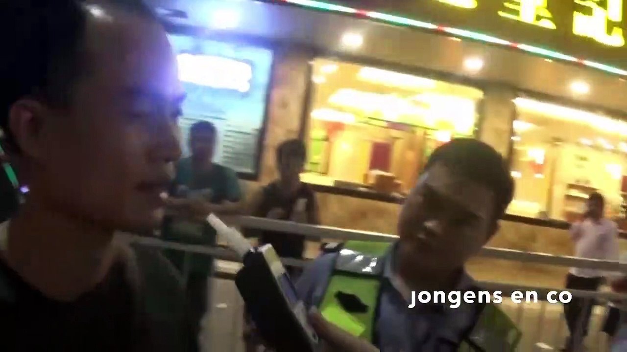 Quand t'es trop bourré pour souffler dans l'alcootest... Ahah