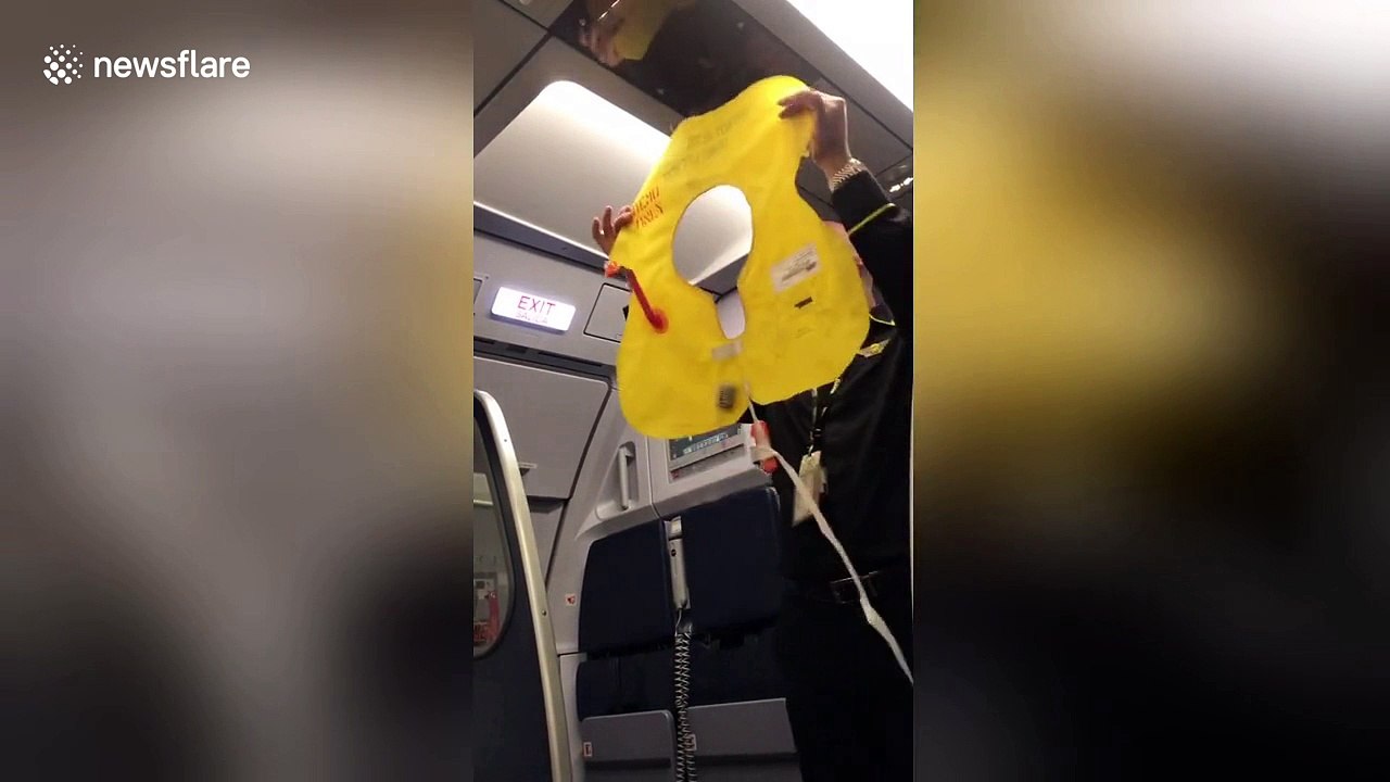Flight attendant breaks out into 'Leaving on a Jet Plane' during safety demo
