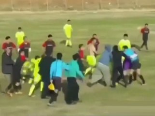 گفتگو با حسن‌زاده درباره ضرب‌وشتم داور در لیگ کرمانشاه