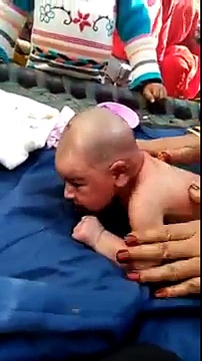 how to massage baby | bachay ki malish in urdu | baby oil massage | Premier Massage Therapy | Massage Therapy Benefits