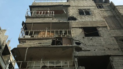 Syrie: la vie sous terre des habitants d'un fief rebelle pilonné