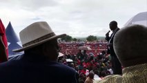 Uhuru Confused as Zimbabweans called Raila BABA and President of Kenya