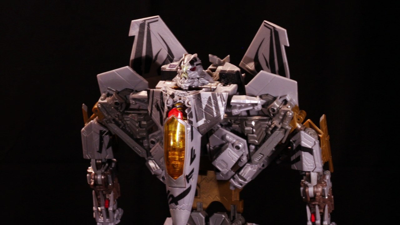Hasbro DotM Leader Starscream Stop Motion Transform
