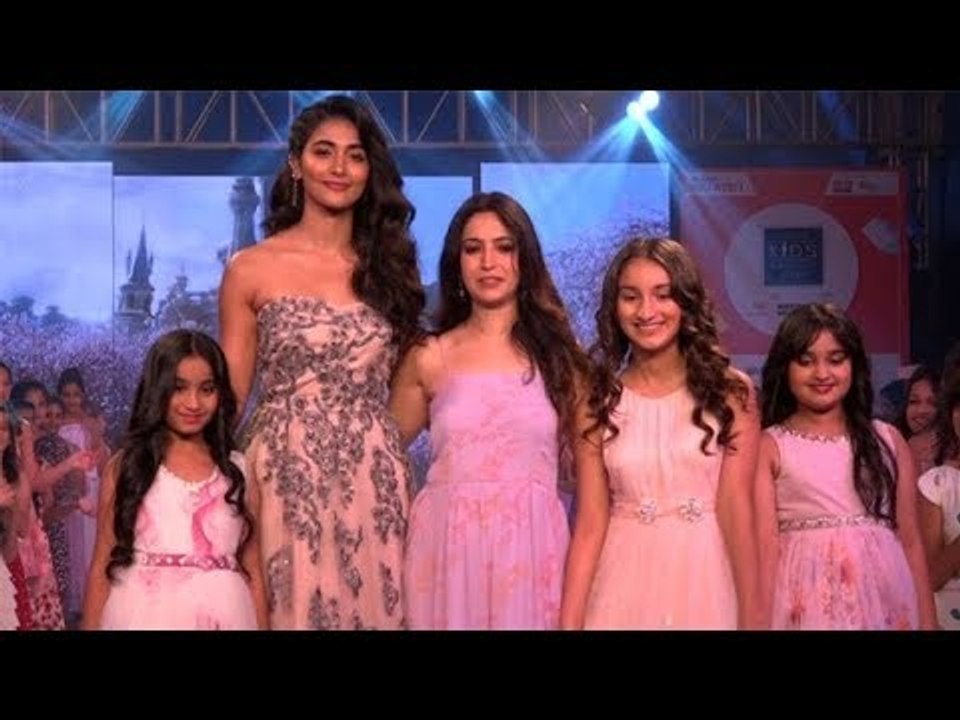 Pooja Hedge Turns The Show Stopper At Kids Fashion Week