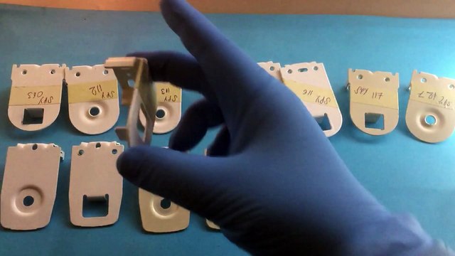 Spy114-Maviperde-Dar Kasa Metal Beyaz Kısa Kare Ayak