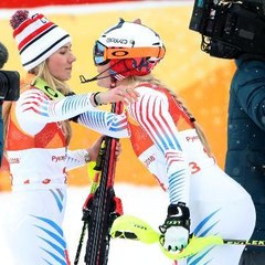 Mikaela Shiffrin doesn't believe Lindsey Vonn is done