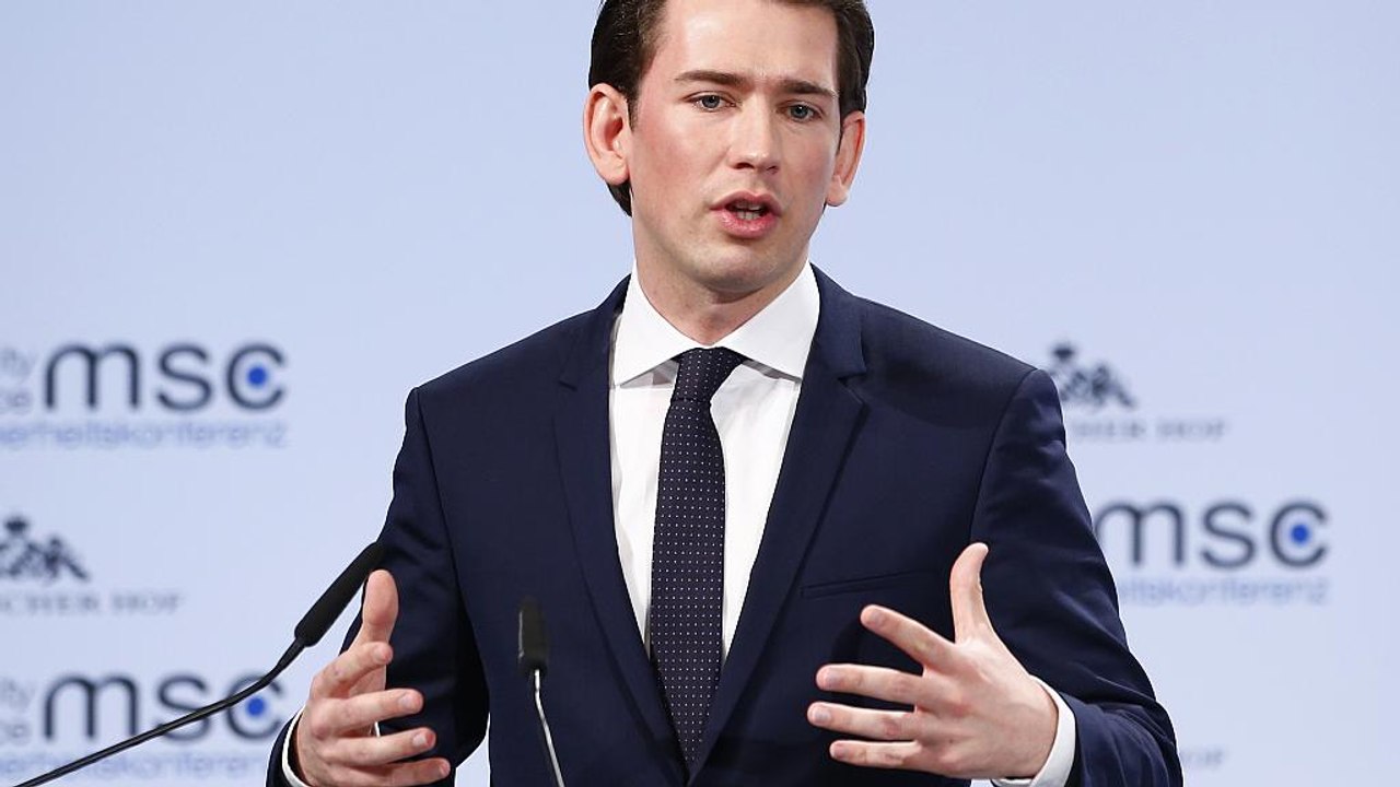 Kurz in Bedrängnis: Minister-Mitarbeiter beurlaubt, neues Nazibuch gefunden