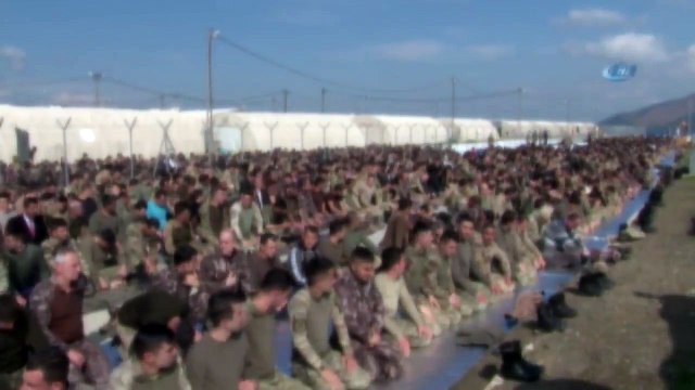 JÖH, PÖH ve Güvenlik Korucuları Aynı Safta Cuma Namazı Kıldı