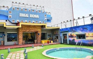 பிக்பாஸ் வீட்டில் தீ விபத்து!- வீடியோ