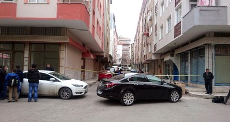 Evi Silahla Basıp Boşanmakta Olduğu Eşini, Üvey Oğlunu ve Baldızını Vurdu