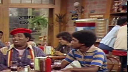 Whats happening Season 02 Episode  04 Raj Goes to Press