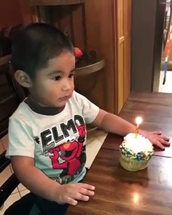 Quand tu détestes la chanson pour ton anniversaire... Ahaha