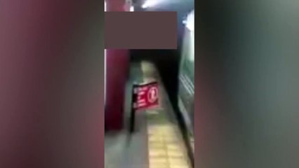 Metro istasyonunda korkunç kaza  Tren metrelerce sürükledi