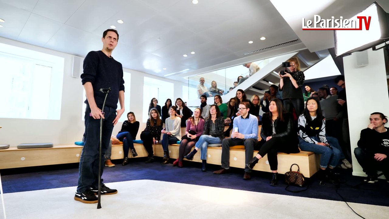 Grand Corps Malade chante « Le langage du corps  » au Parisien