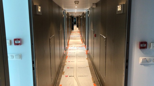 Visite du paquebot fluvial Elbe Princesse 2 en cours de finition