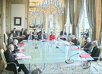 Affaire n° 2011-113/115 QPC