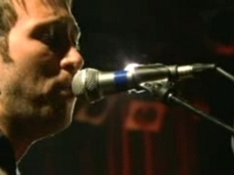 Avril Lavigne - Hot (live at Roxy Theatre - october 2007)