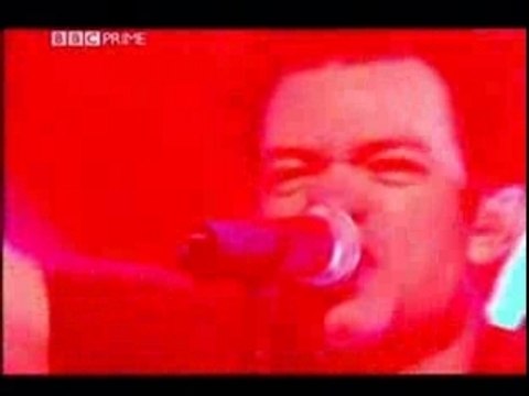 Sum 41 - Still Waiting (Live)